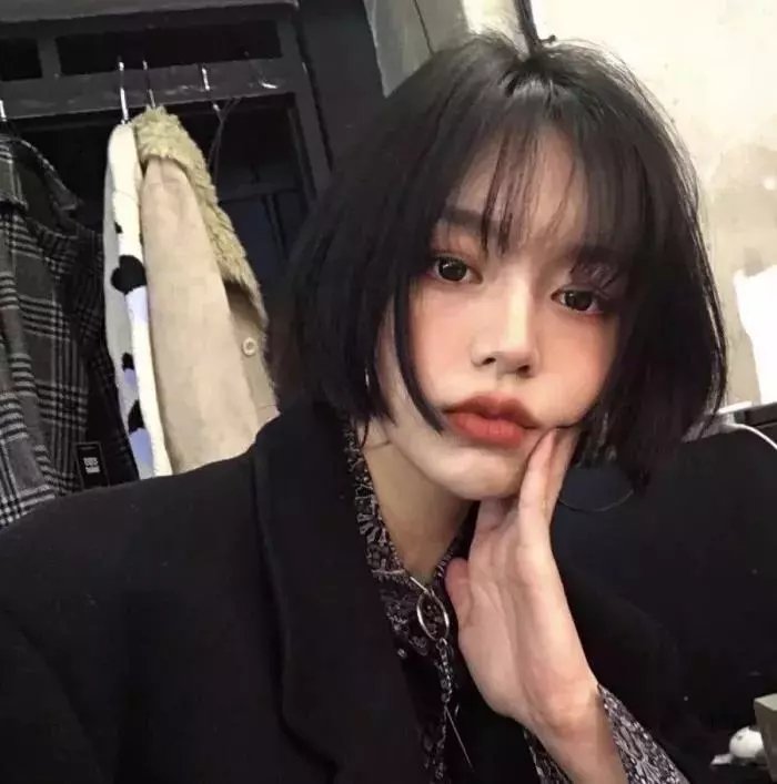 校草是女生